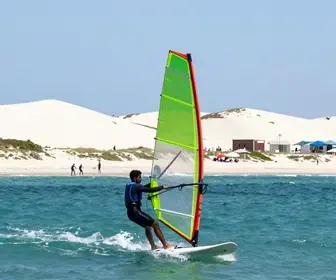 Descubra o Windsurf em Atins: Uma Aventura Imperdível