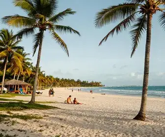 Praia de Caburé: Um Paraíso Natural em Barreirinha-MA